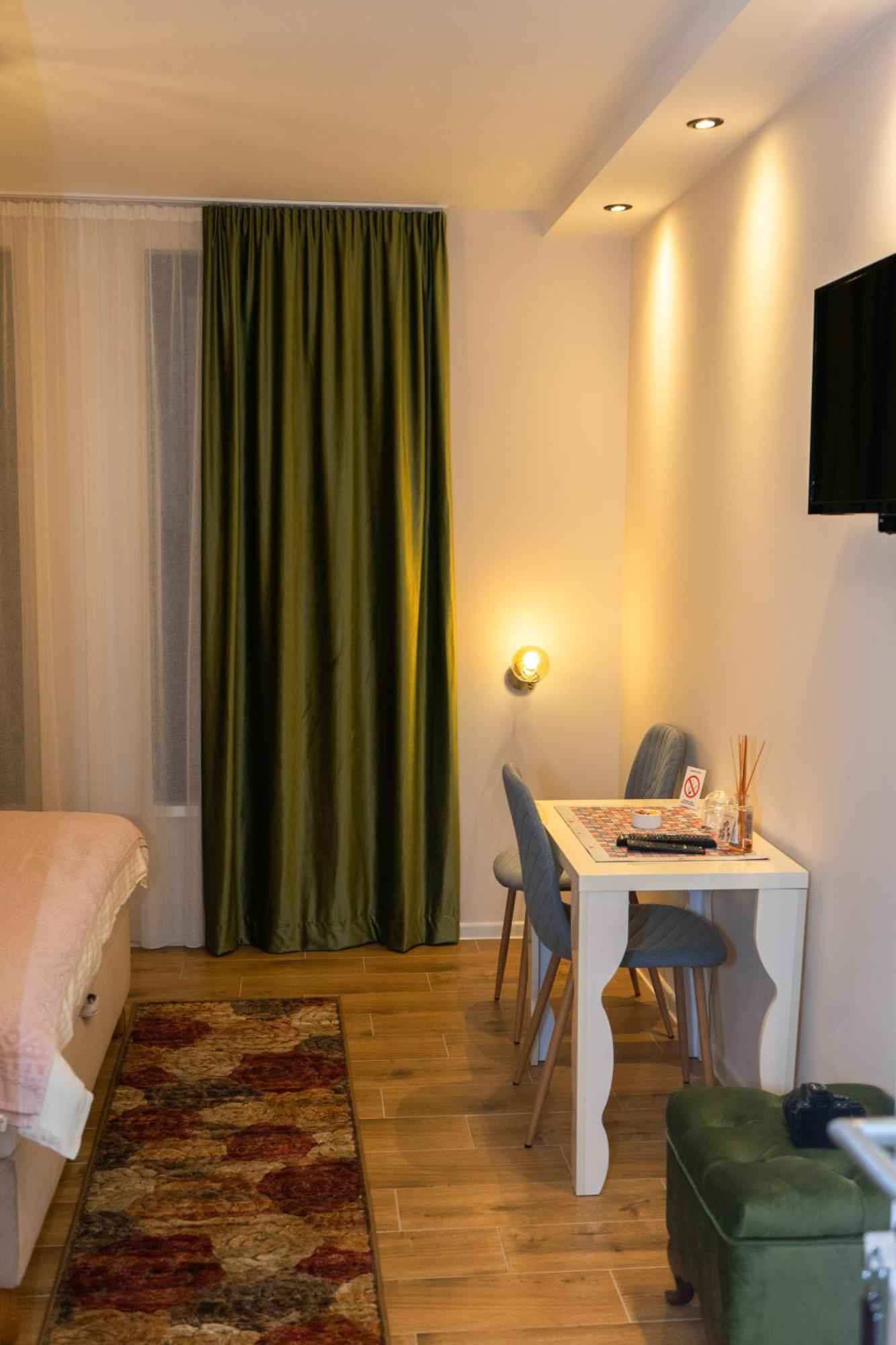 Merak Rooms & Caffe Bar Šabac Eksteriør billede