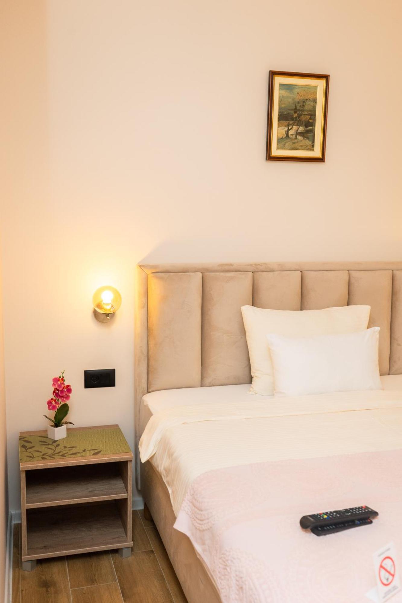 Merak Rooms & Caffe Bar Šabac Eksteriør billede