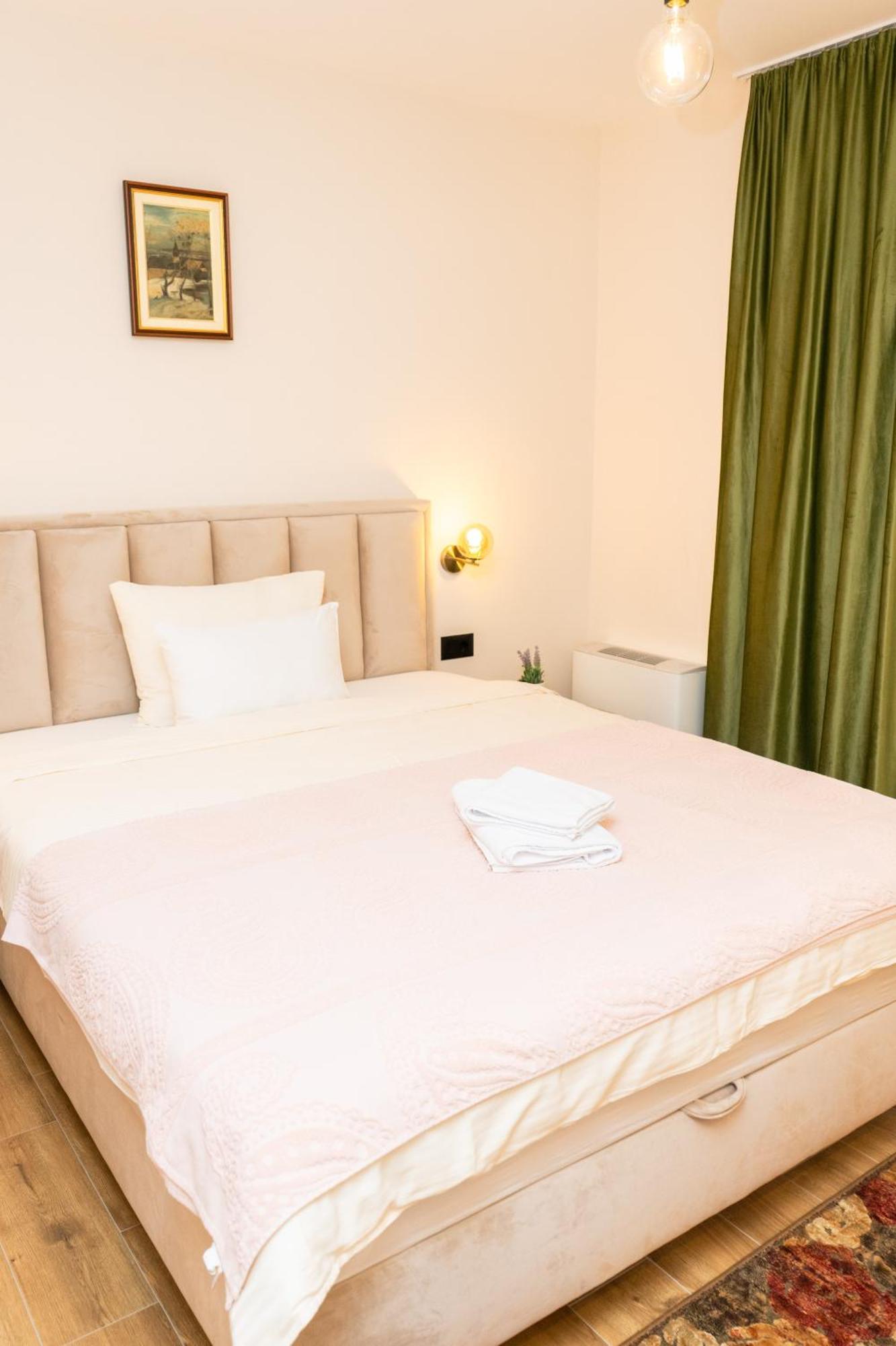 Merak Rooms & Caffe Bar Šabac Eksteriør billede