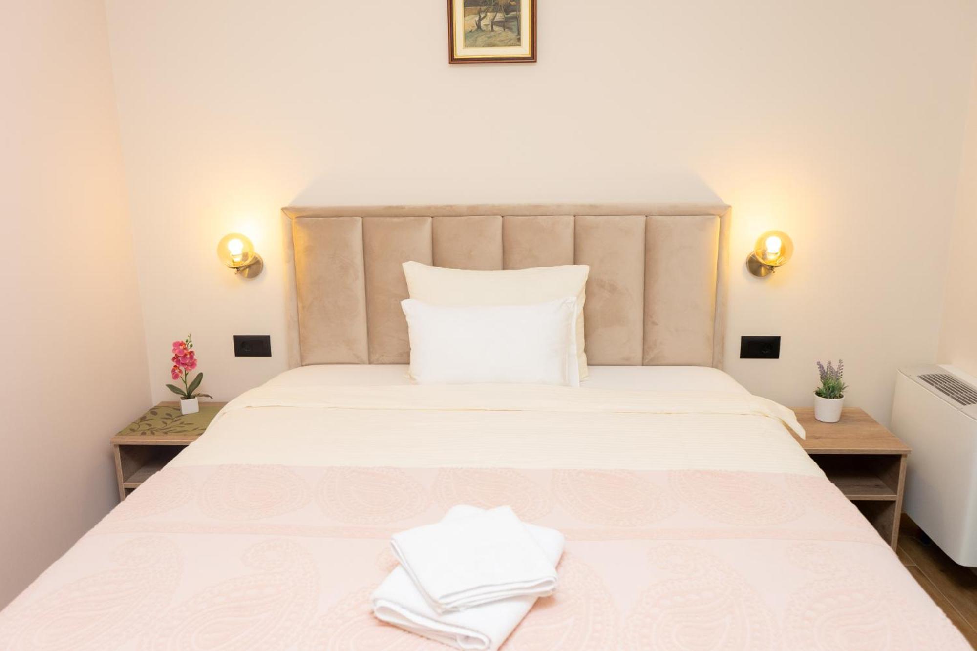 Merak Rooms & Caffe Bar Šabac Eksteriør billede