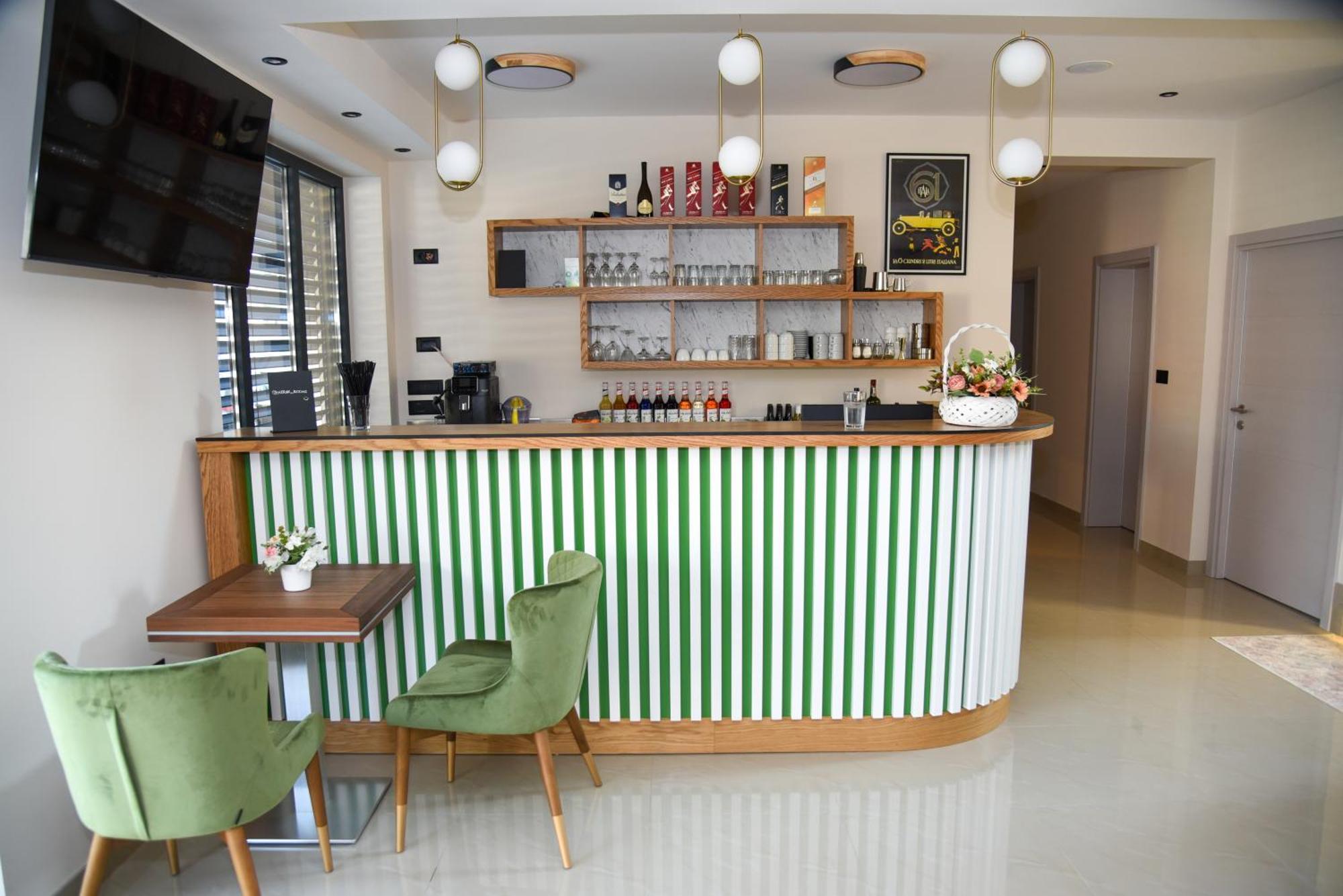 Merak Rooms & Caffe Bar Šabac Eksteriør billede